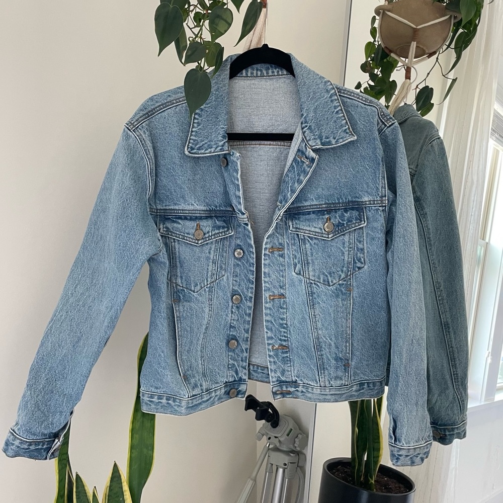 Brandy Melville classic denim jacket